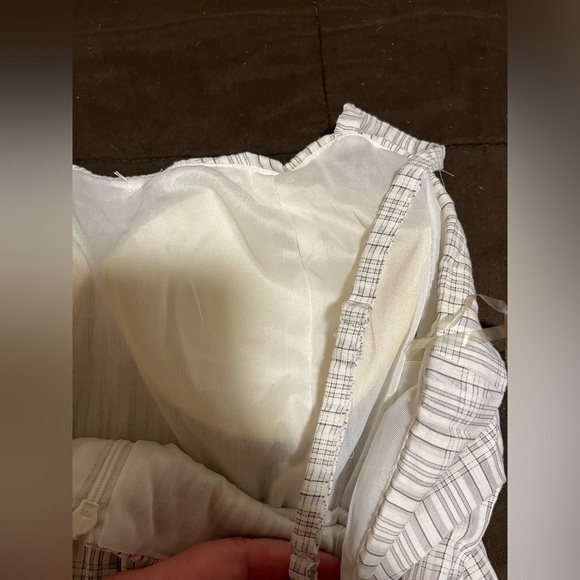 Grifflin Paris grey and white midi dress size Medium - Picture 6 of 6